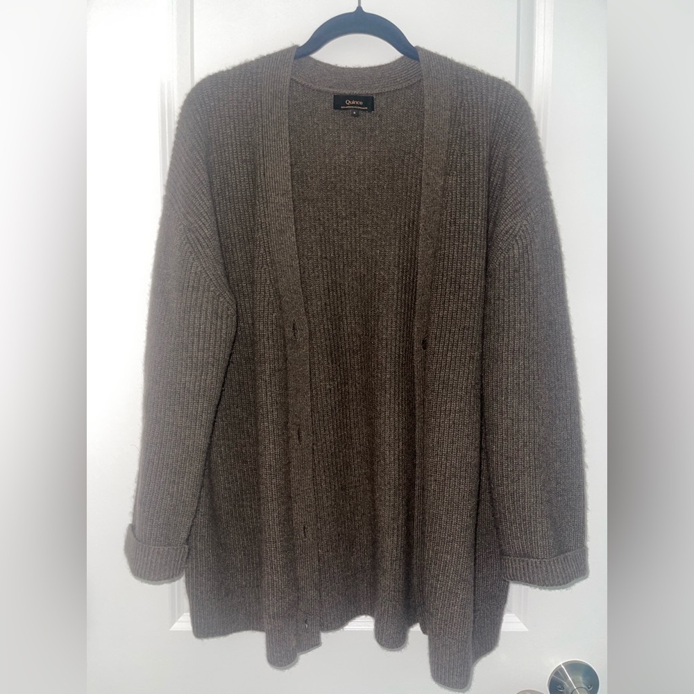 Quince Mongolian Cashmere Oversized Boyfriend Cardigan Sweater - Picture 2 of 5